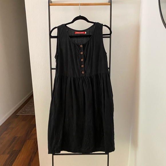 Pyne and Smith Dresses & Skirts - Pyne & Smith Dress - S